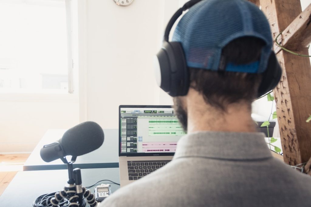 AI Tools for Podcast Production - 5 Top AI Tools for Revolutionizing Your Podcast Pr